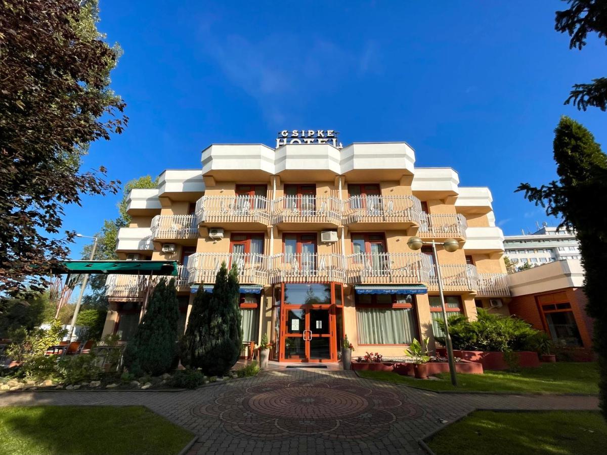 Csipke Hotel Kiskunhalas Ngoại thất bức ảnh